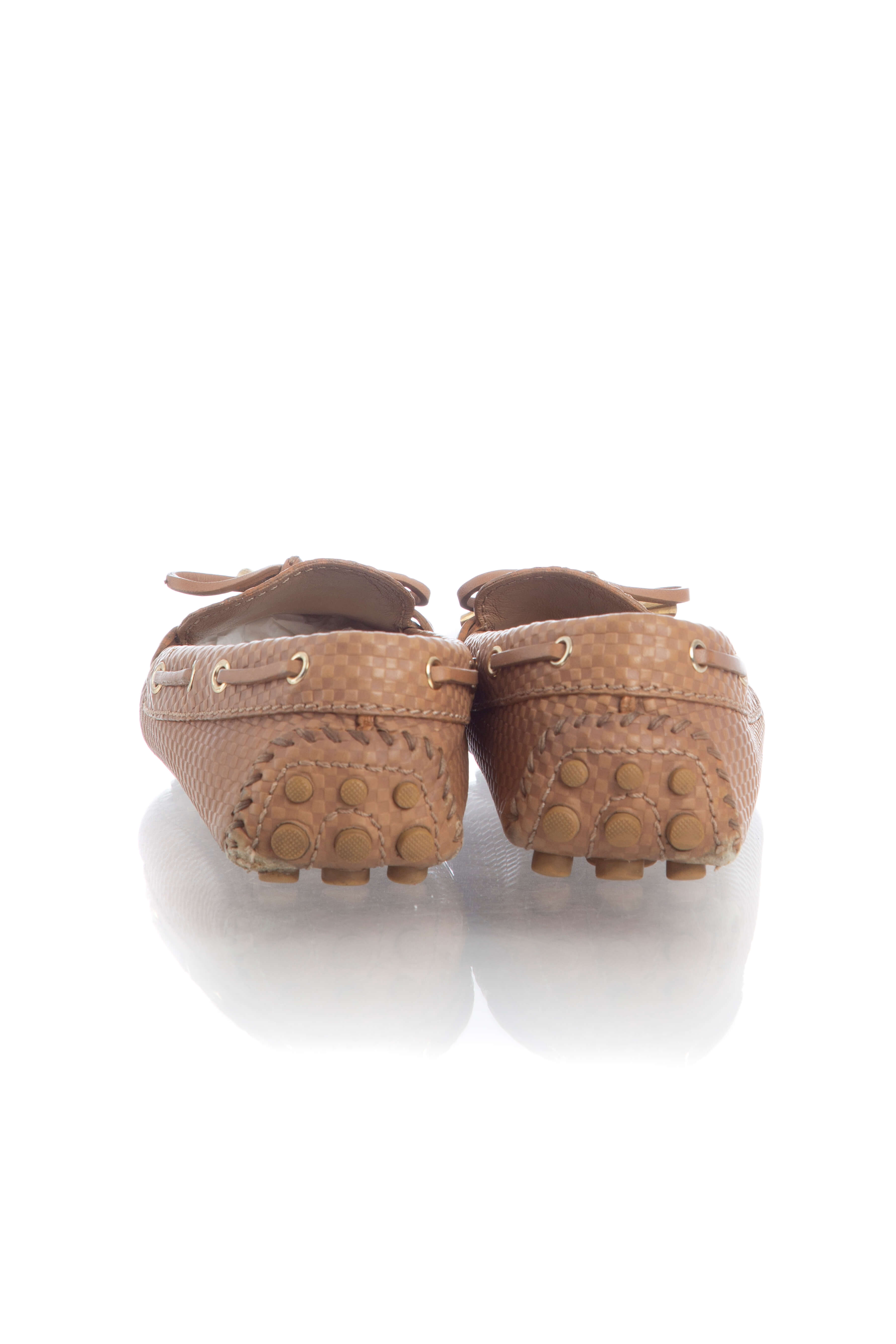 Louis Vuitton, Talla 6