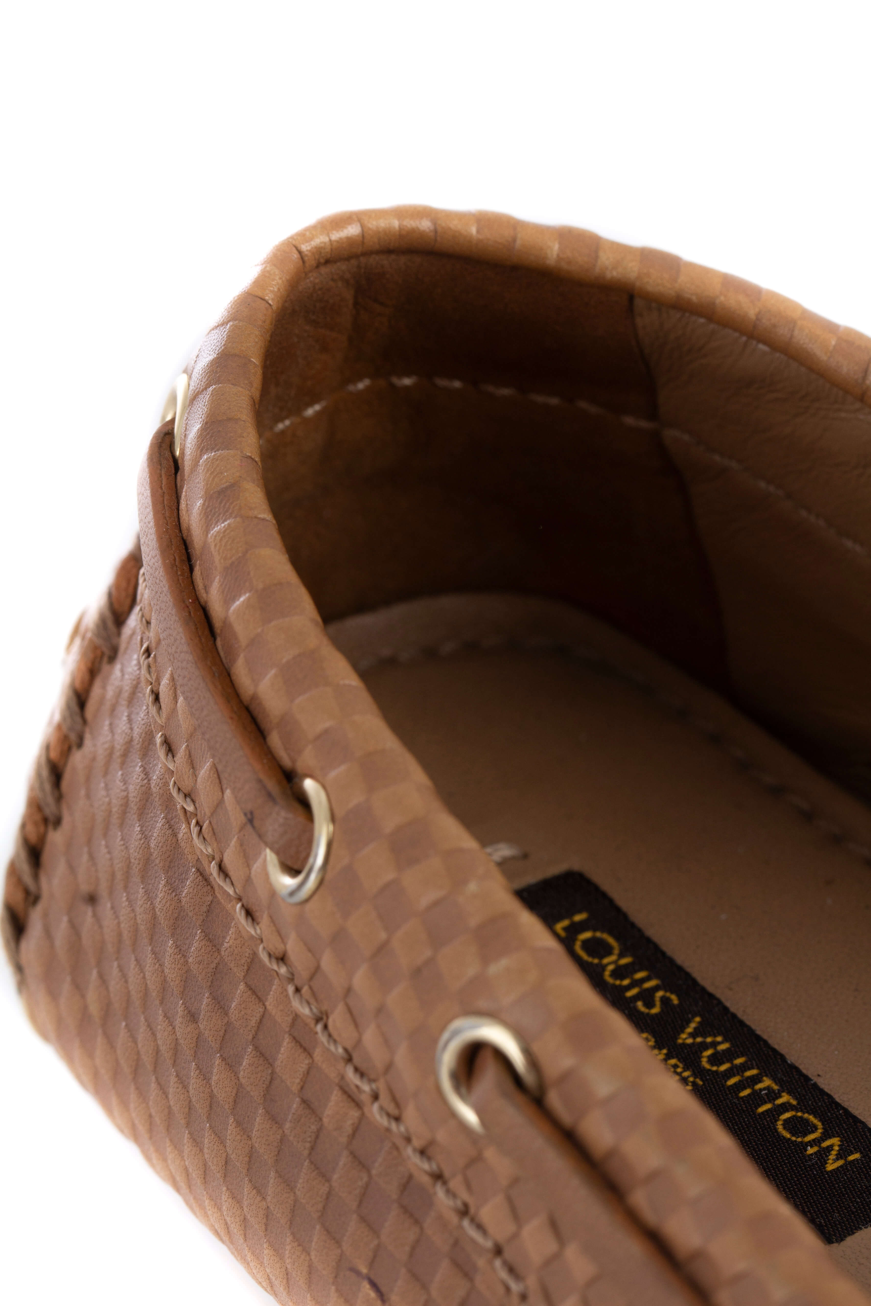 Louis Vuitton, Talla 6