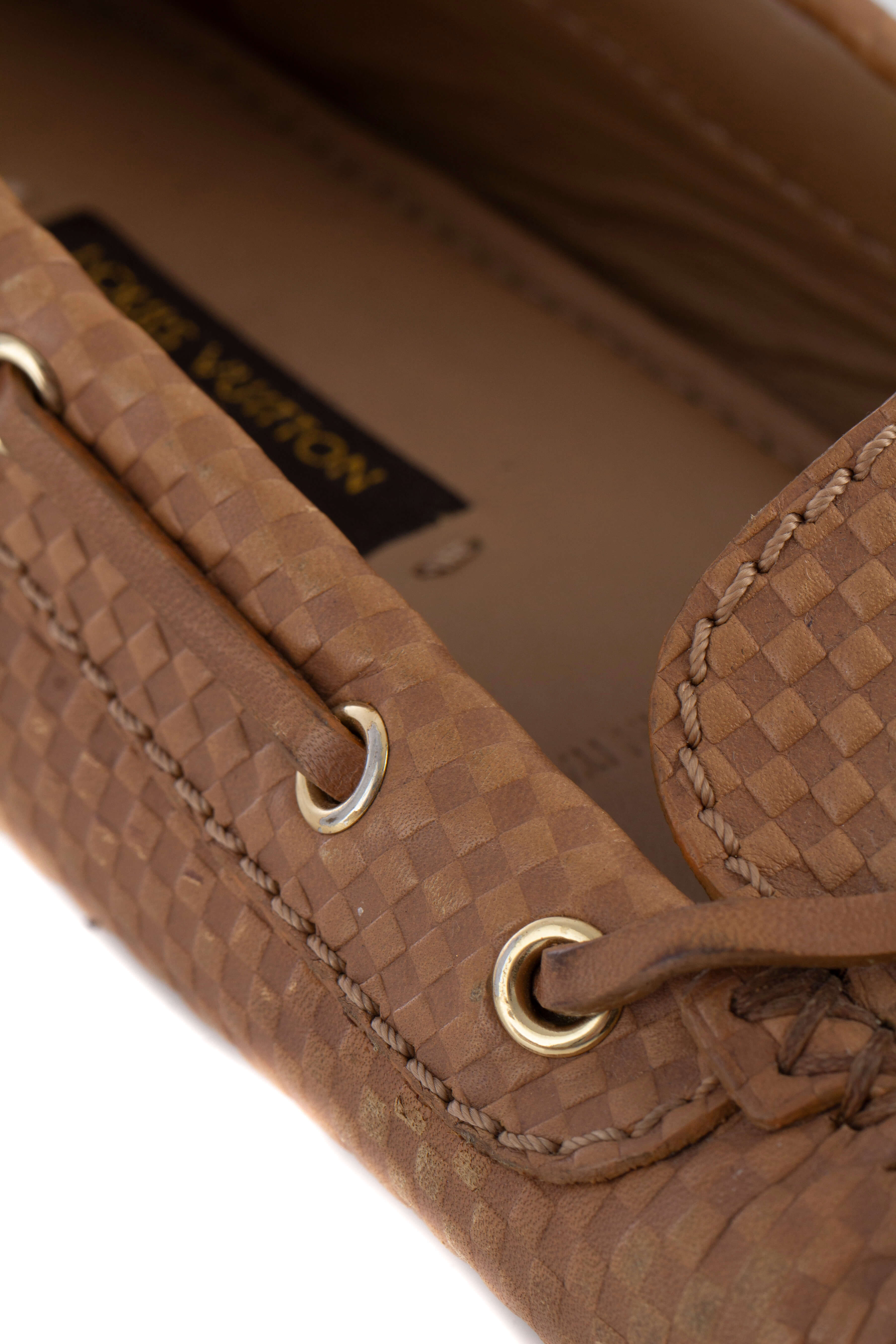 Louis Vuitton, Talla 6