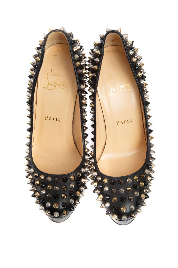 Pumps Christian Louboutin negro talla 6 USA, detalle de tacón | ClosetRehab
