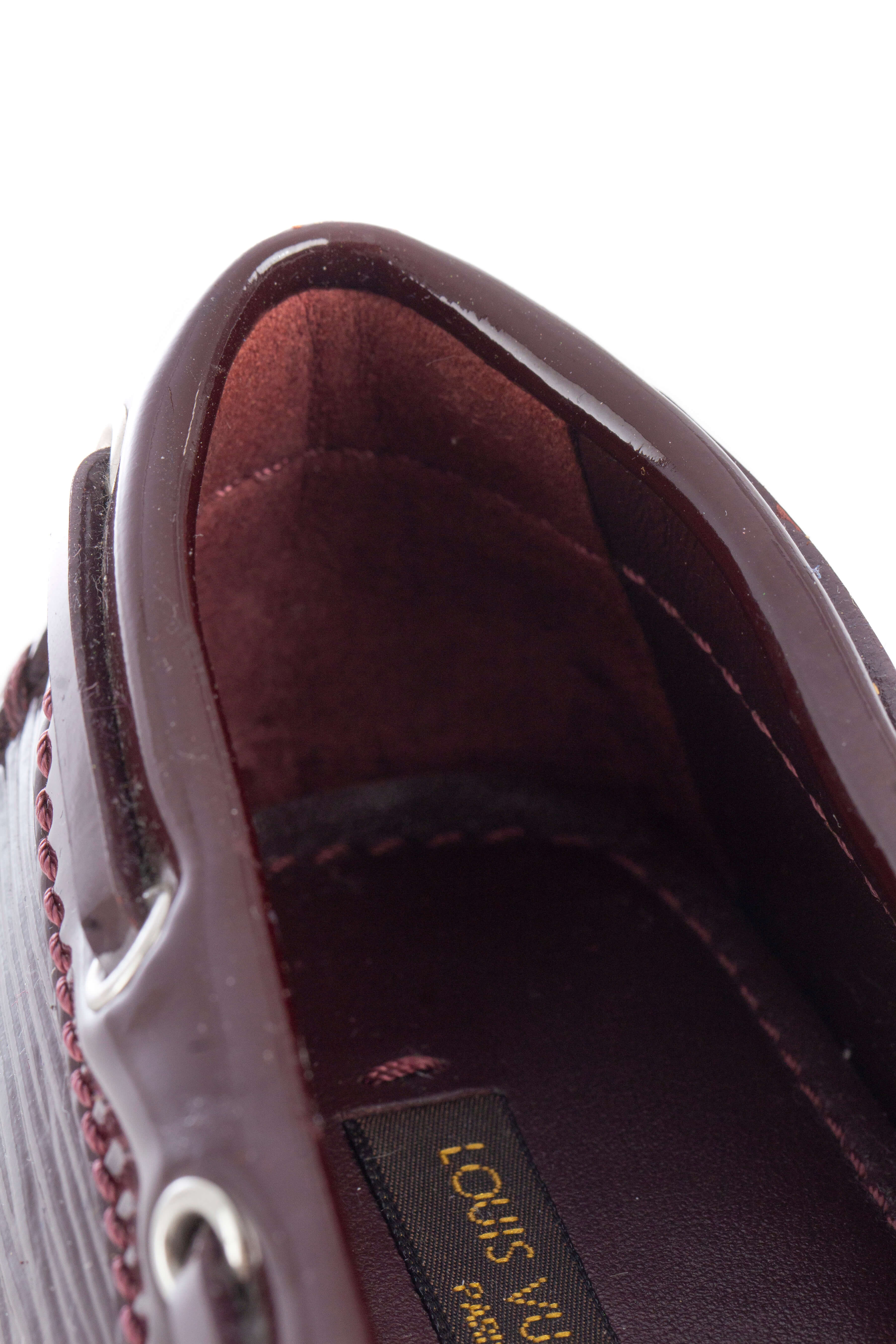 Louis Vuitton, Talla 6