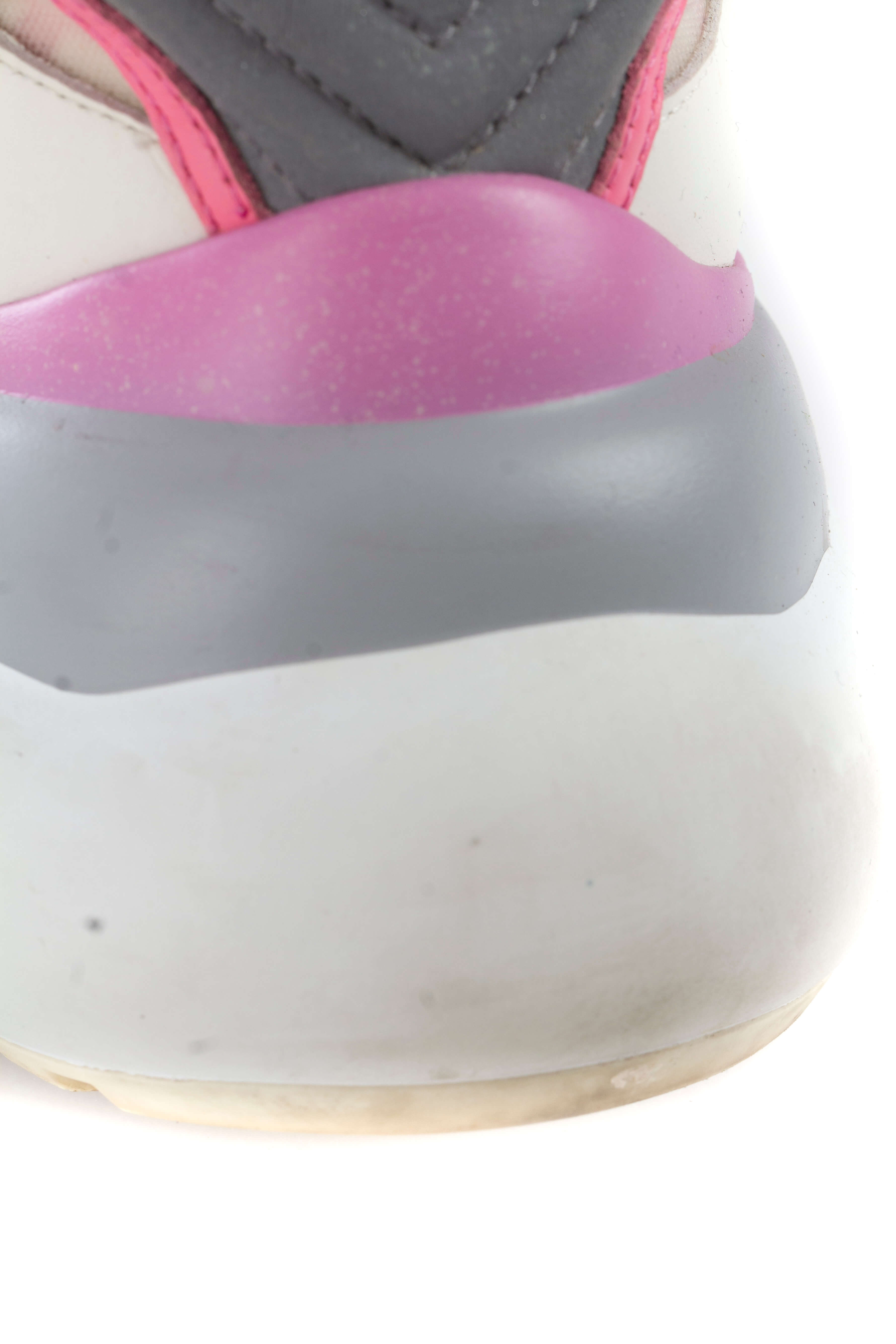 Louis Vuitton, Talla 6