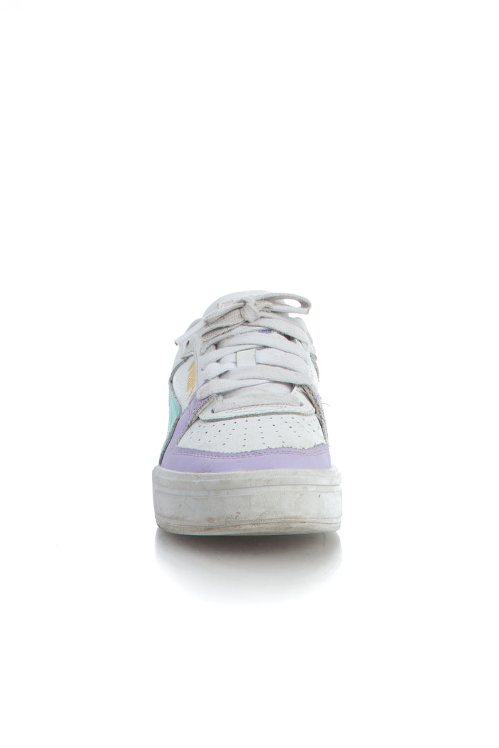 Zapato Puma blanco, vista posterior – ClosetRehab