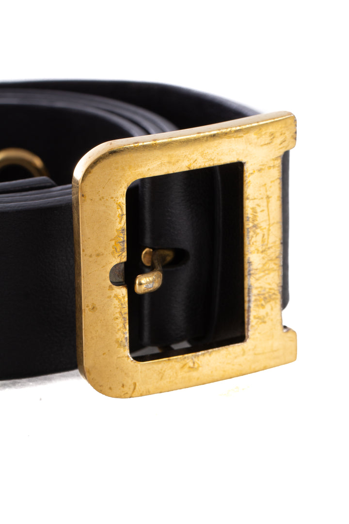 Cinturón Christian Dior negro, vista lateral – ClosetRehab