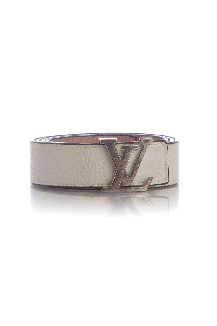 Cinturón Louis Vuitton blanco, vista frontal – ClosetRehab