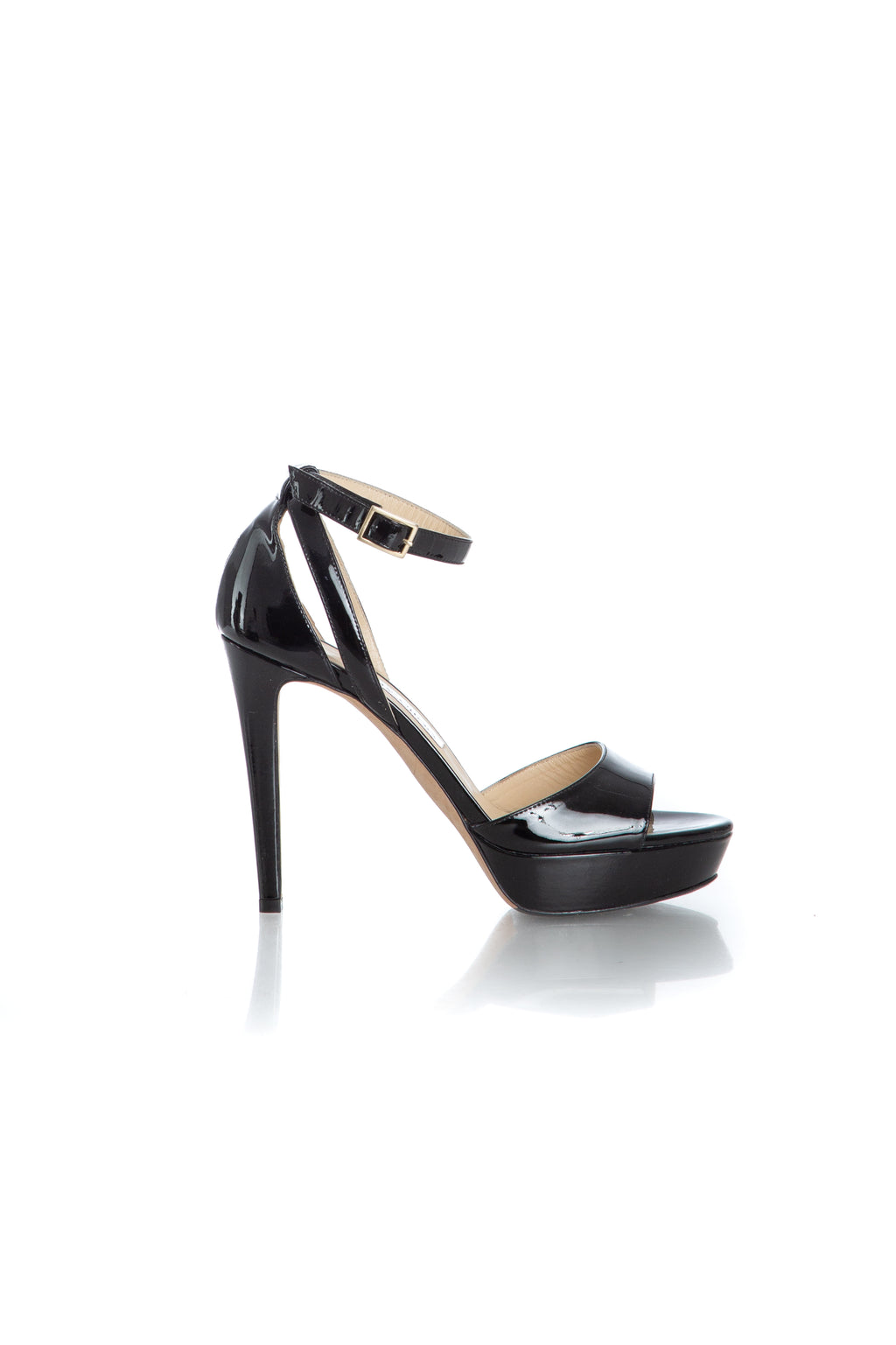 Jimmy Choo, Talla 8