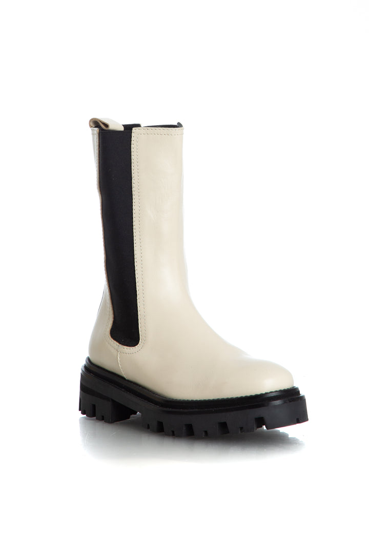 Bota Zara blanco, vista lateral – ClosetRehab