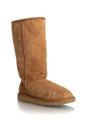 Ugg, Talla 9