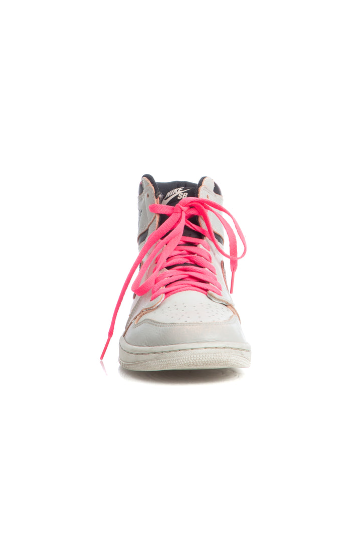 Zapato Nike gris, vista posterior – ClosetRehab