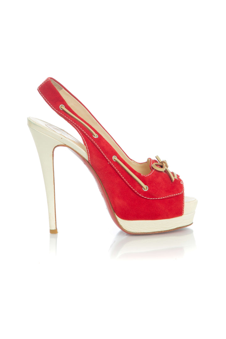 Zapato Christian Louboutin, vista frontal – ClosetRehab