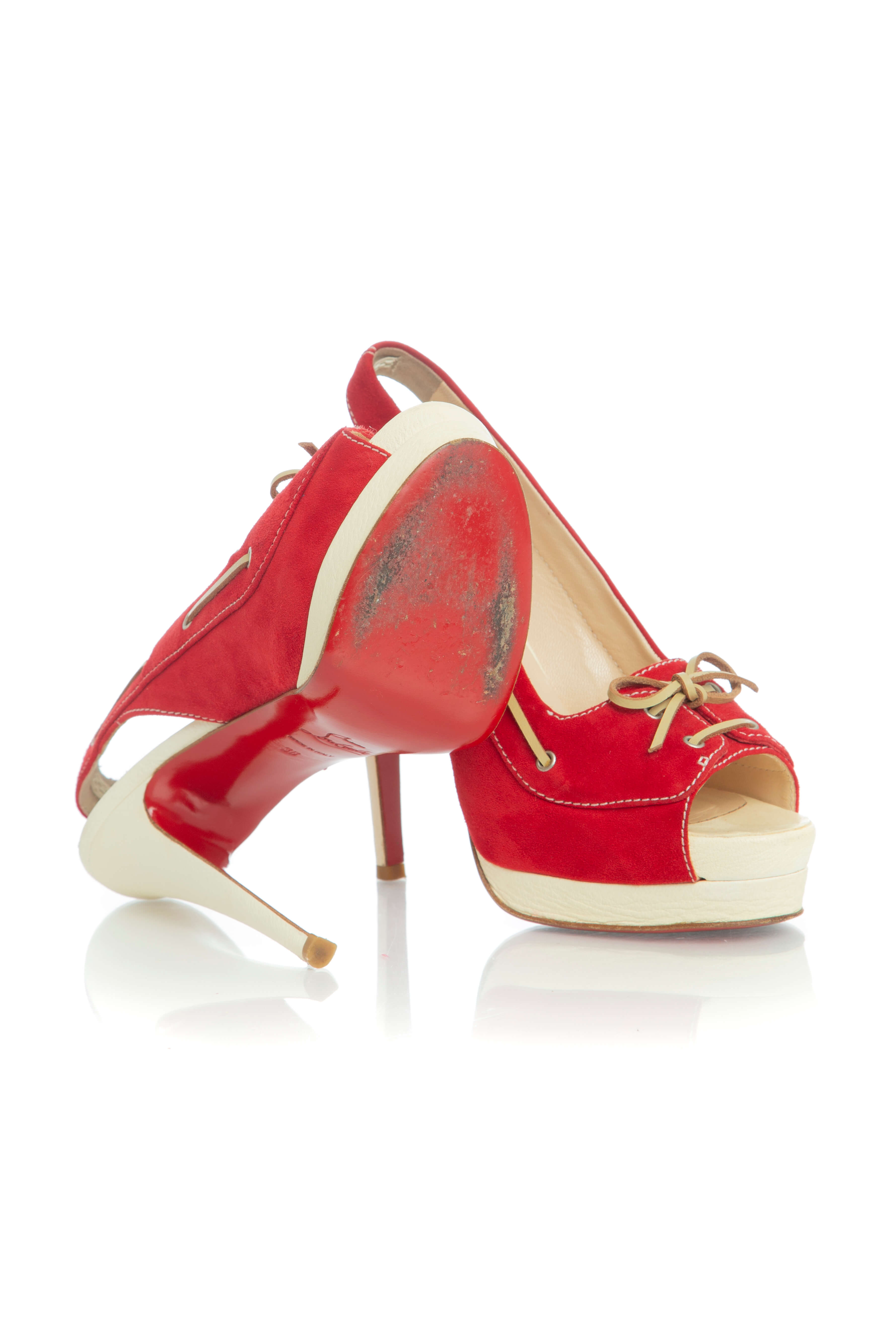 Christian Louboutin, Talla 8