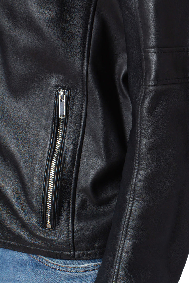 Chamarra Karl Lagerfeld, detalle 5 – ClosetRehab