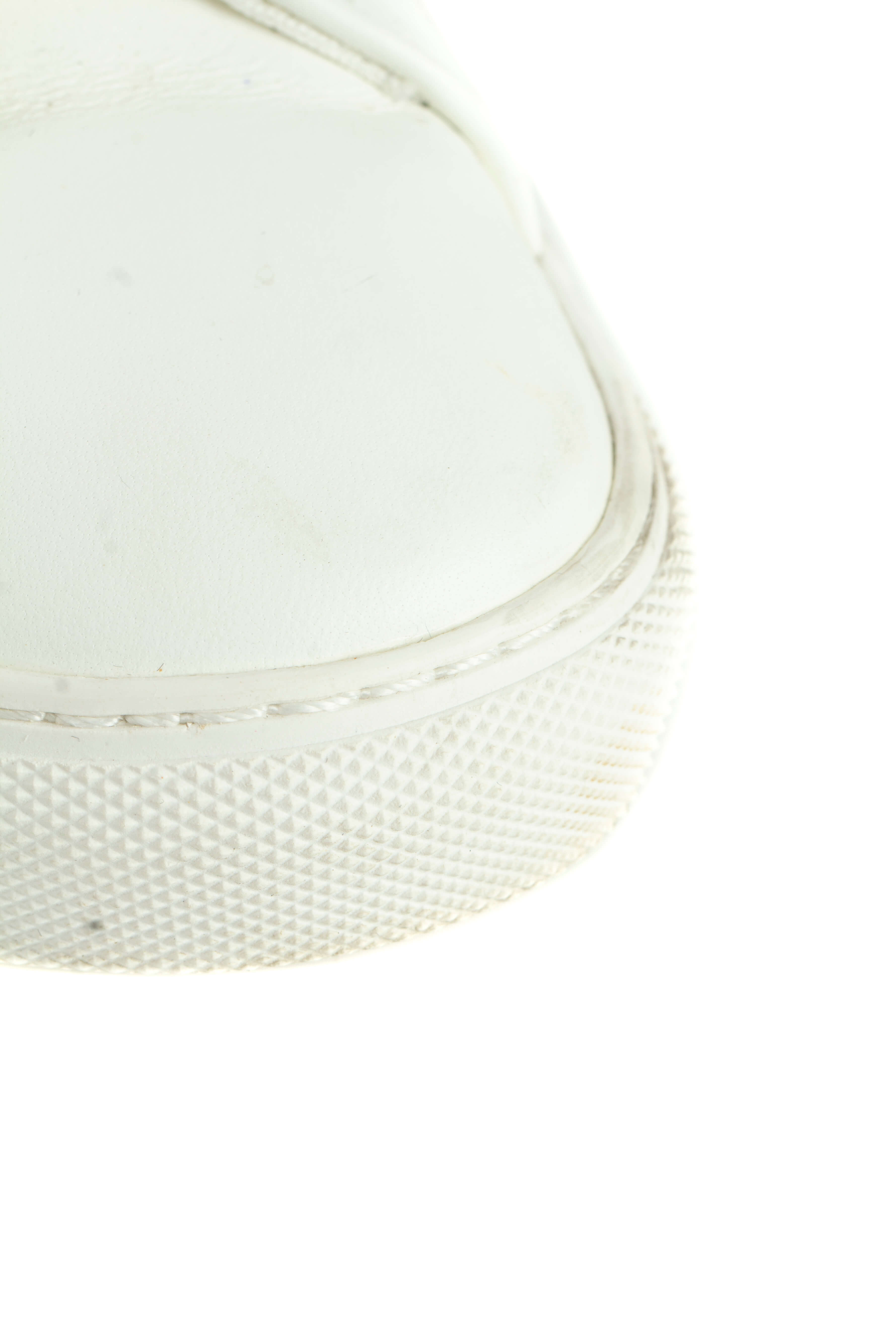 Kurt Geiger, Talla 8