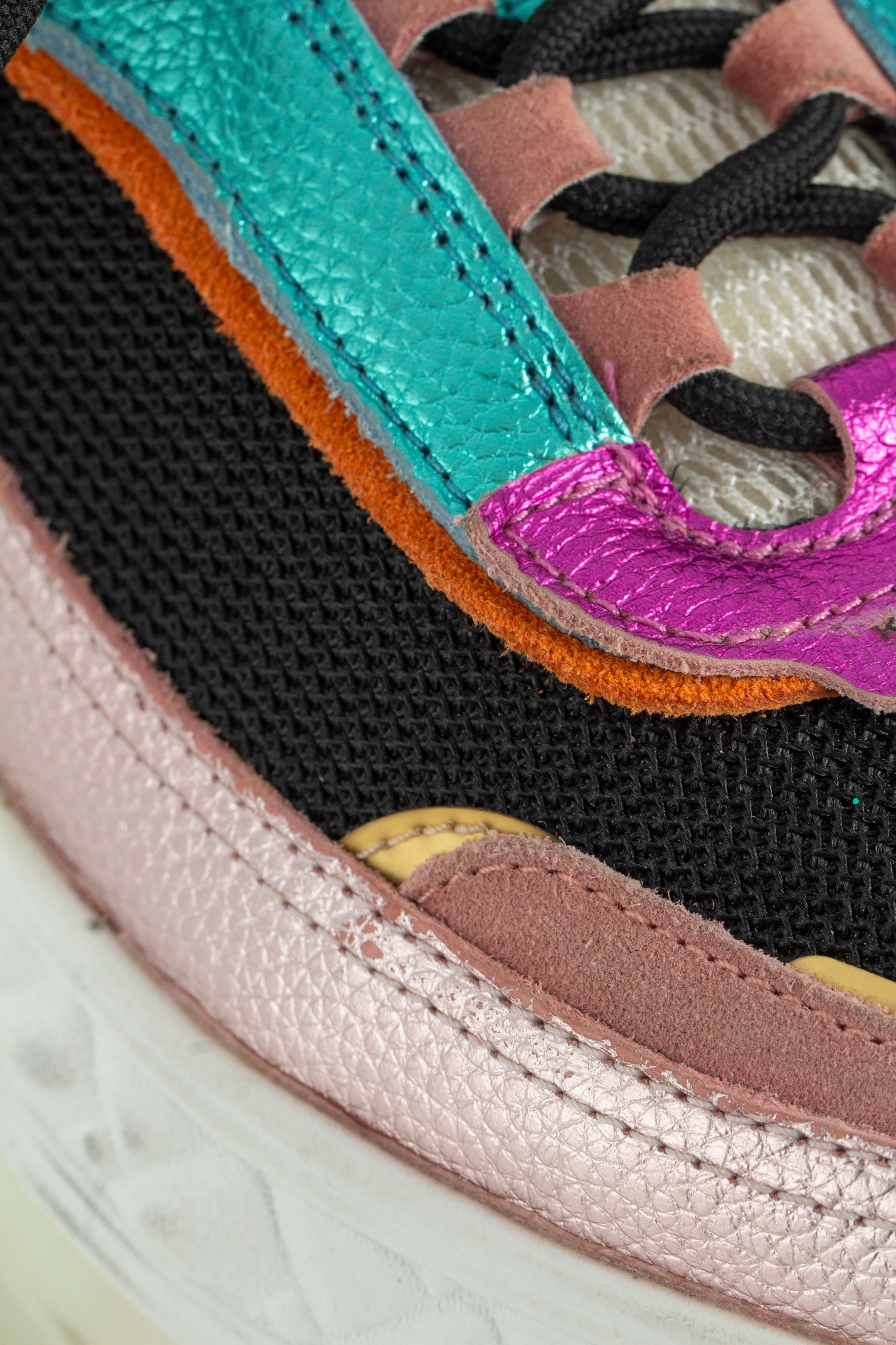 Kurt Geiger, Talla 8