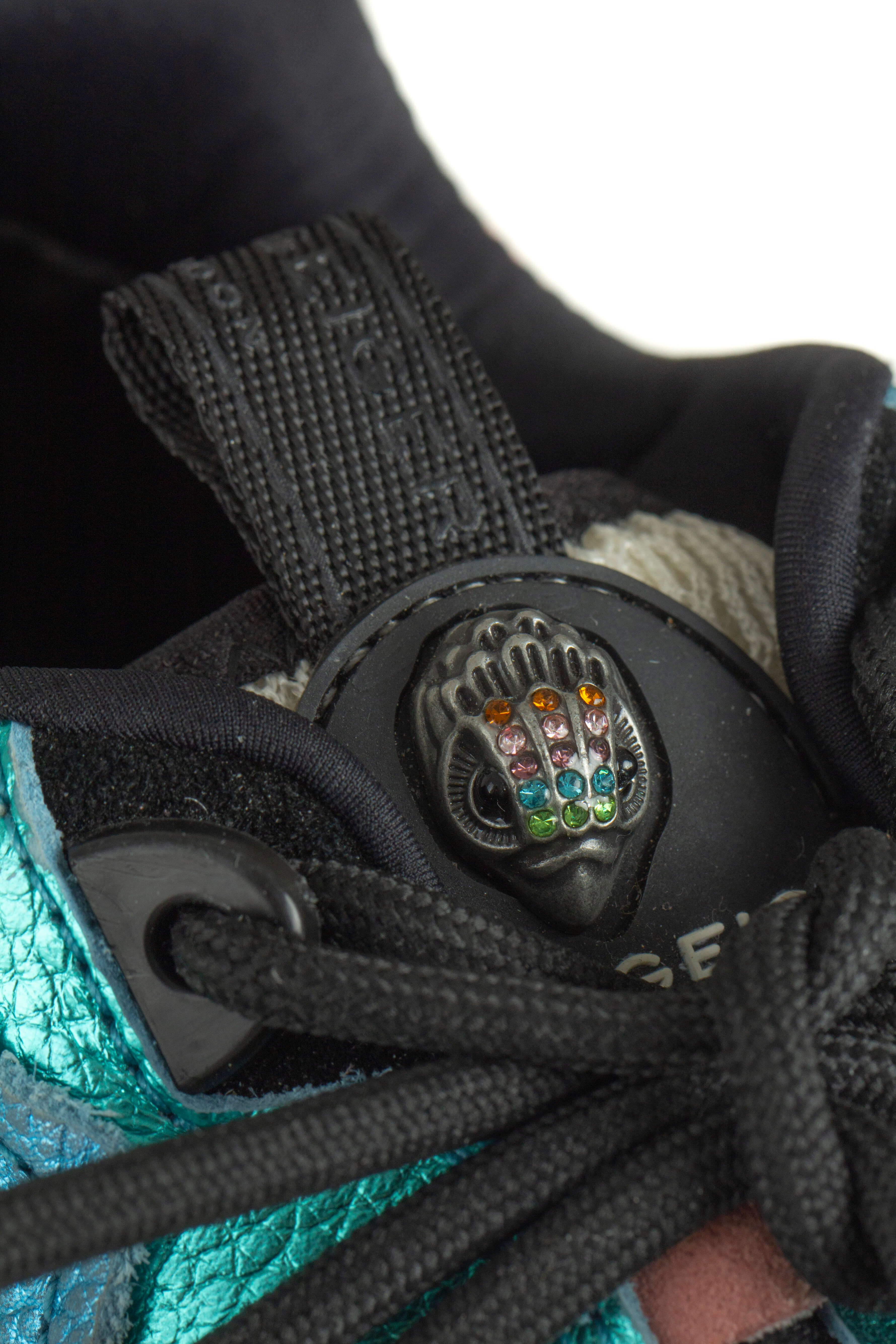 Kurt Geiger, Talla 8