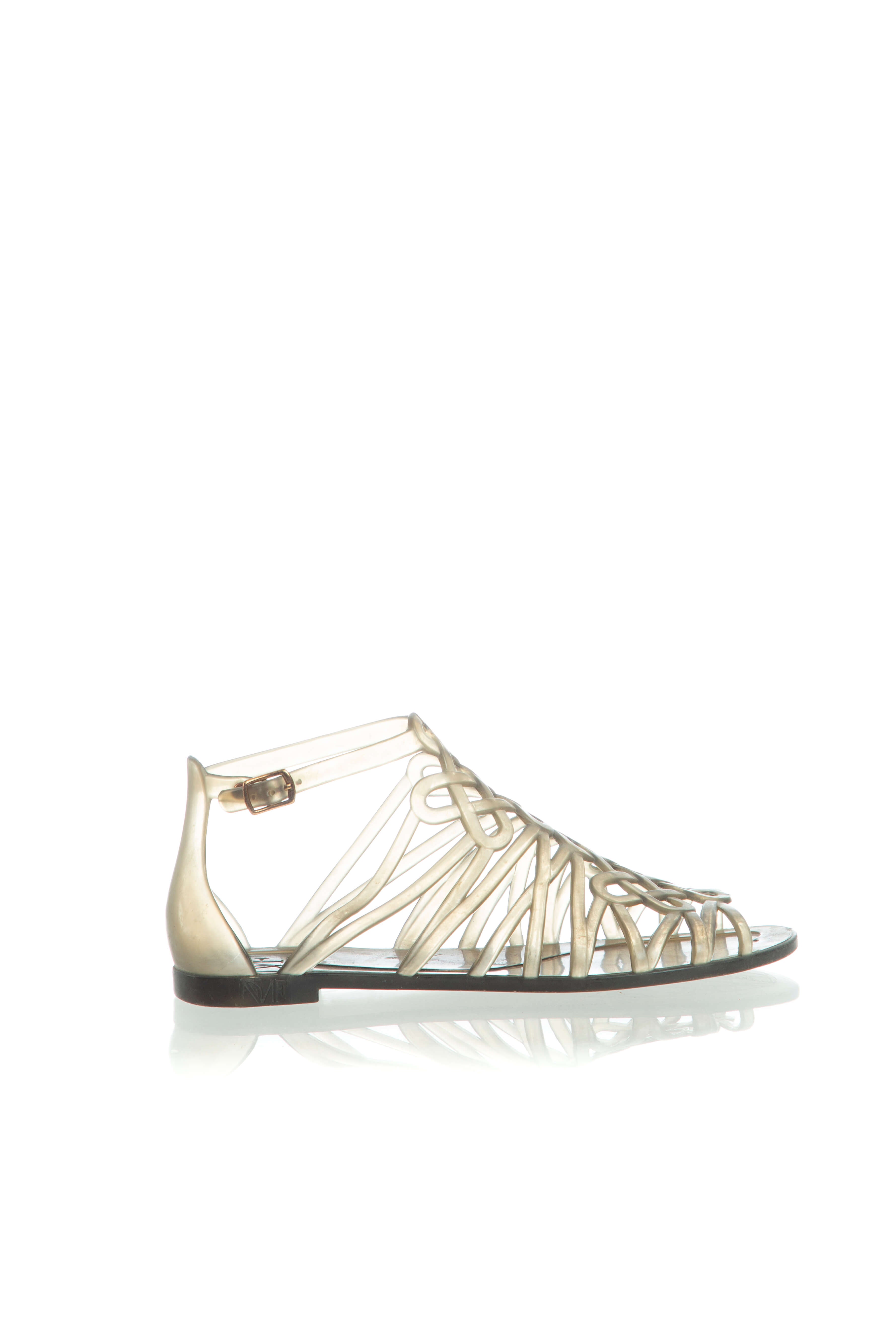 Diane Von Furstenberg, Talla 7