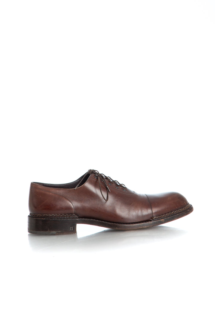 Zapato Louis Vuitton café, vista frontal – ClosetRehab