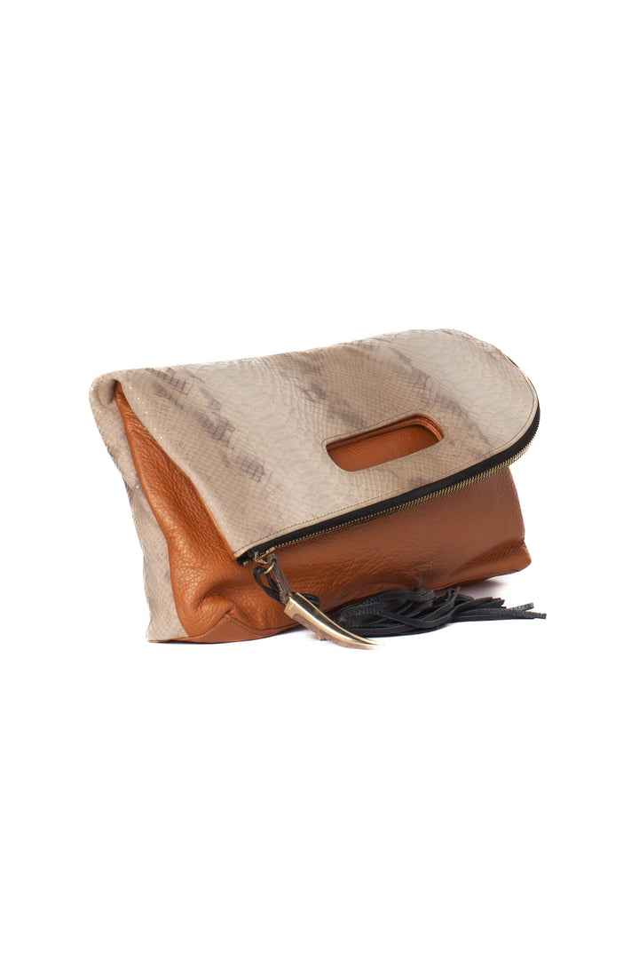 Bolsa Vince Camuto, vista posterior – ClosetRehab