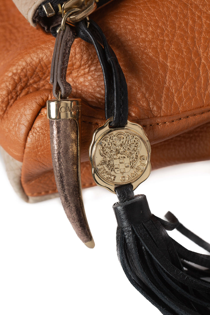 Bolsa Vince Camuto, detalle 7 – ClosetRehab