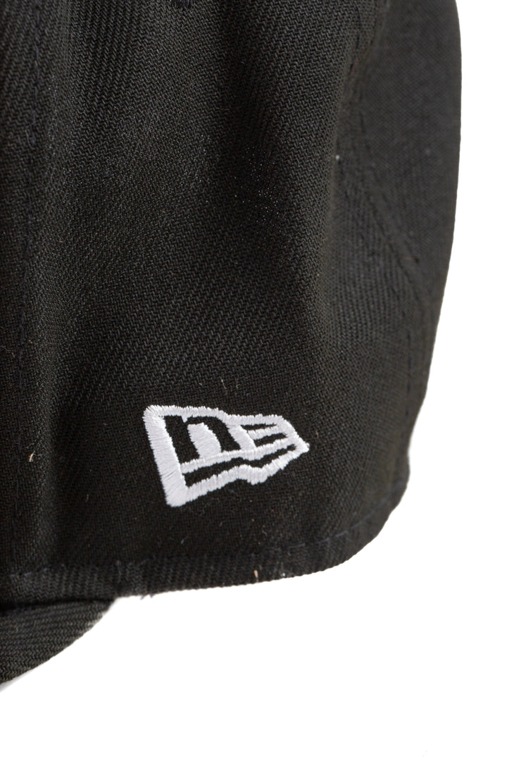 Accesorio negro, detalle 8 – ClosetRehab
