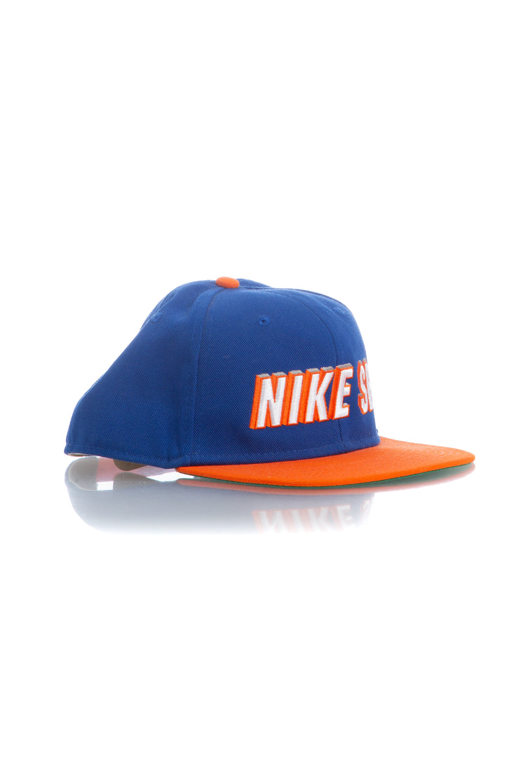 Accesorio Nike azul, vista frontal – ClosetRehab