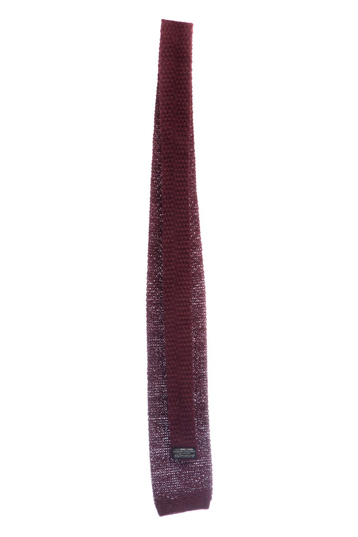 Accesorio rojo, vista lateral – ClosetRehab