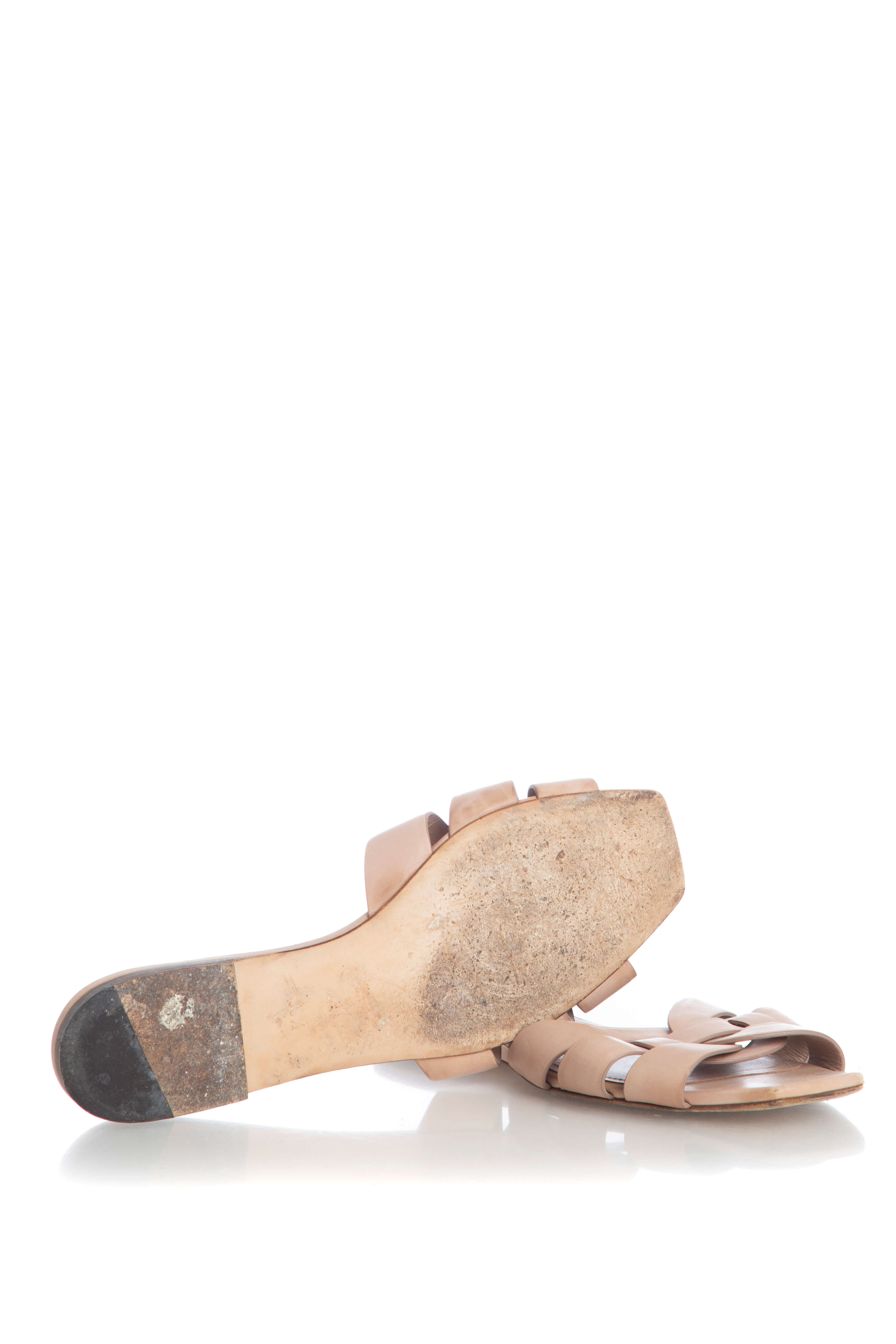 Saint Laurent, Talla 9