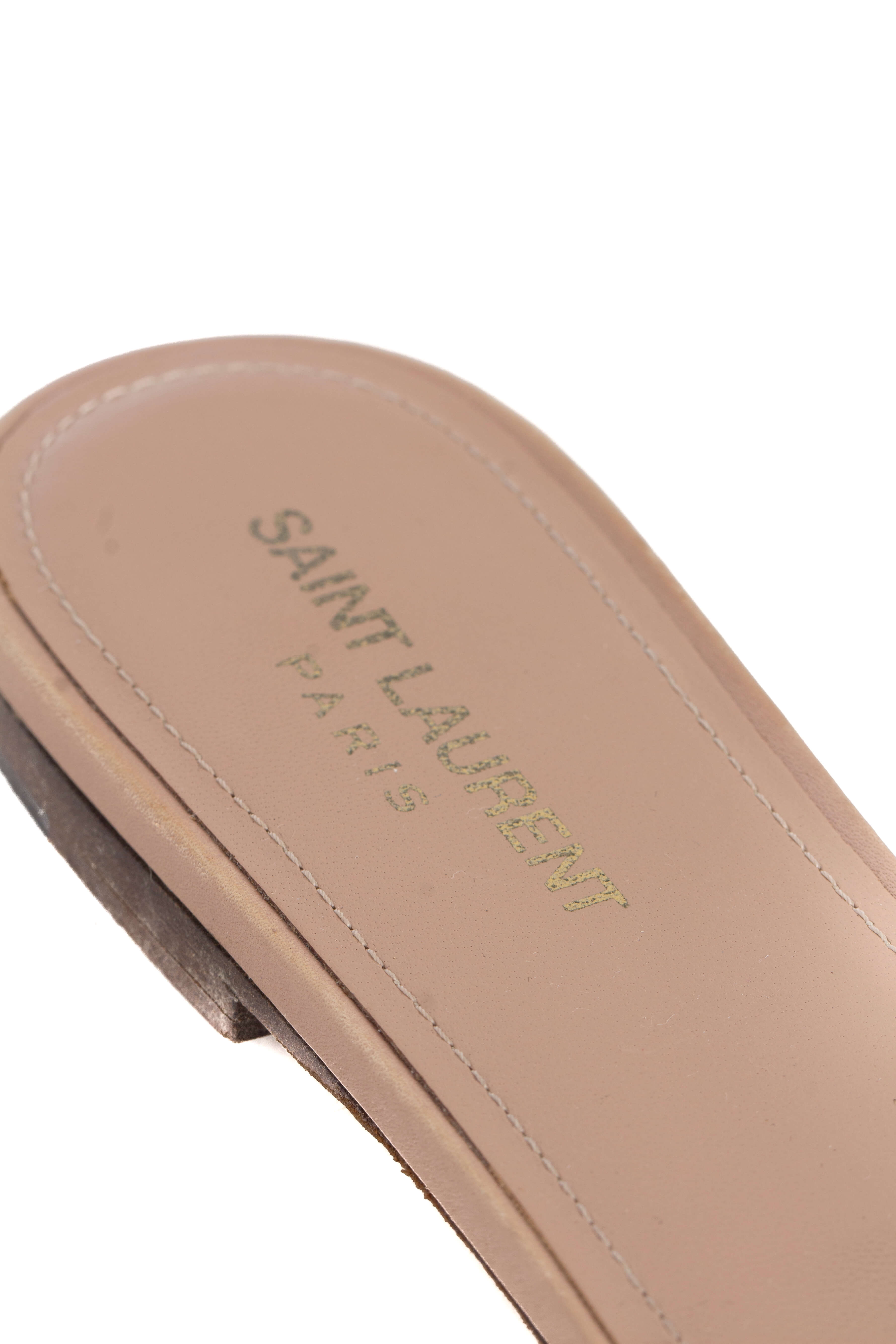 Saint Laurent, Talla 9