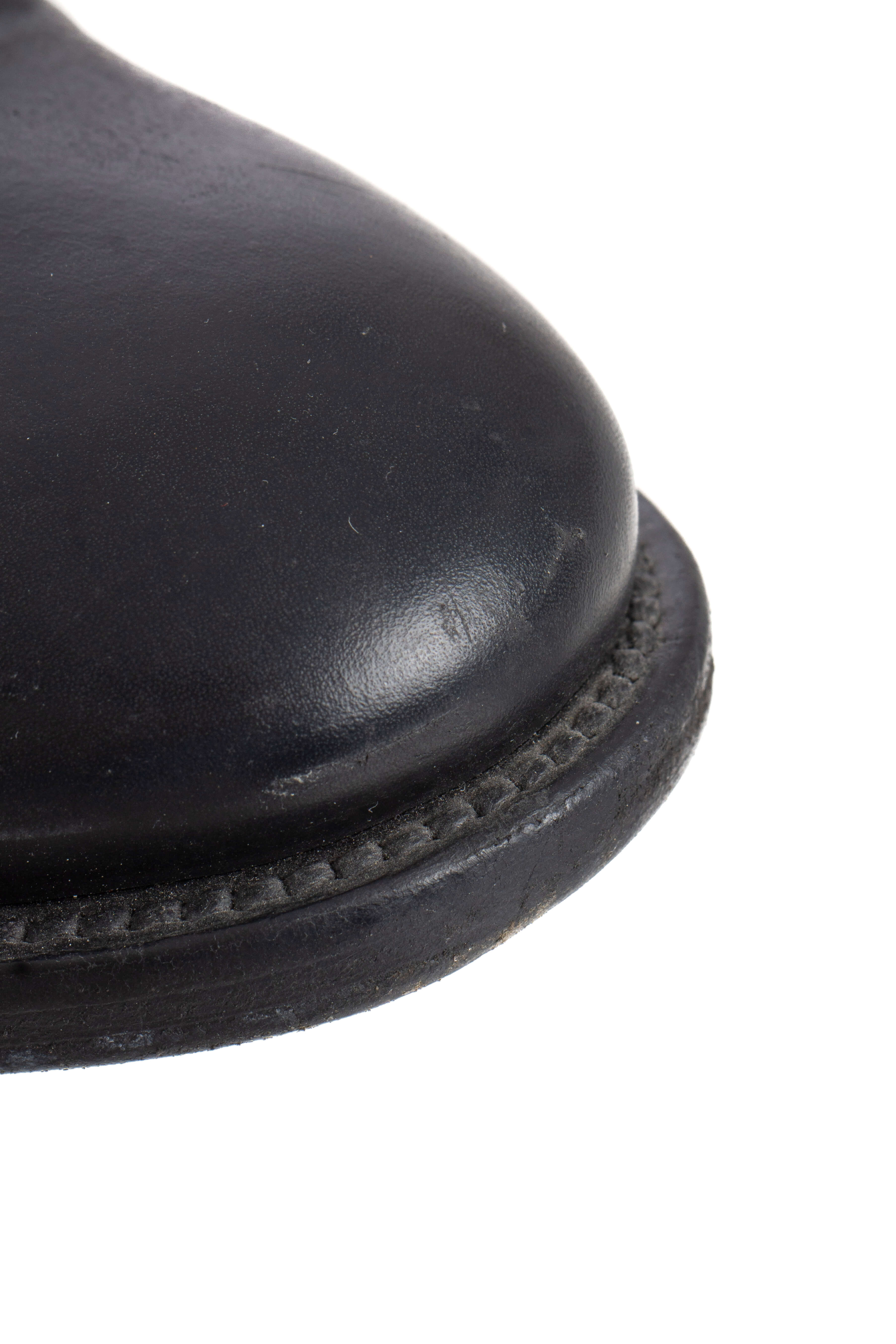 Salvatore Ferragamo, Talla 8.5