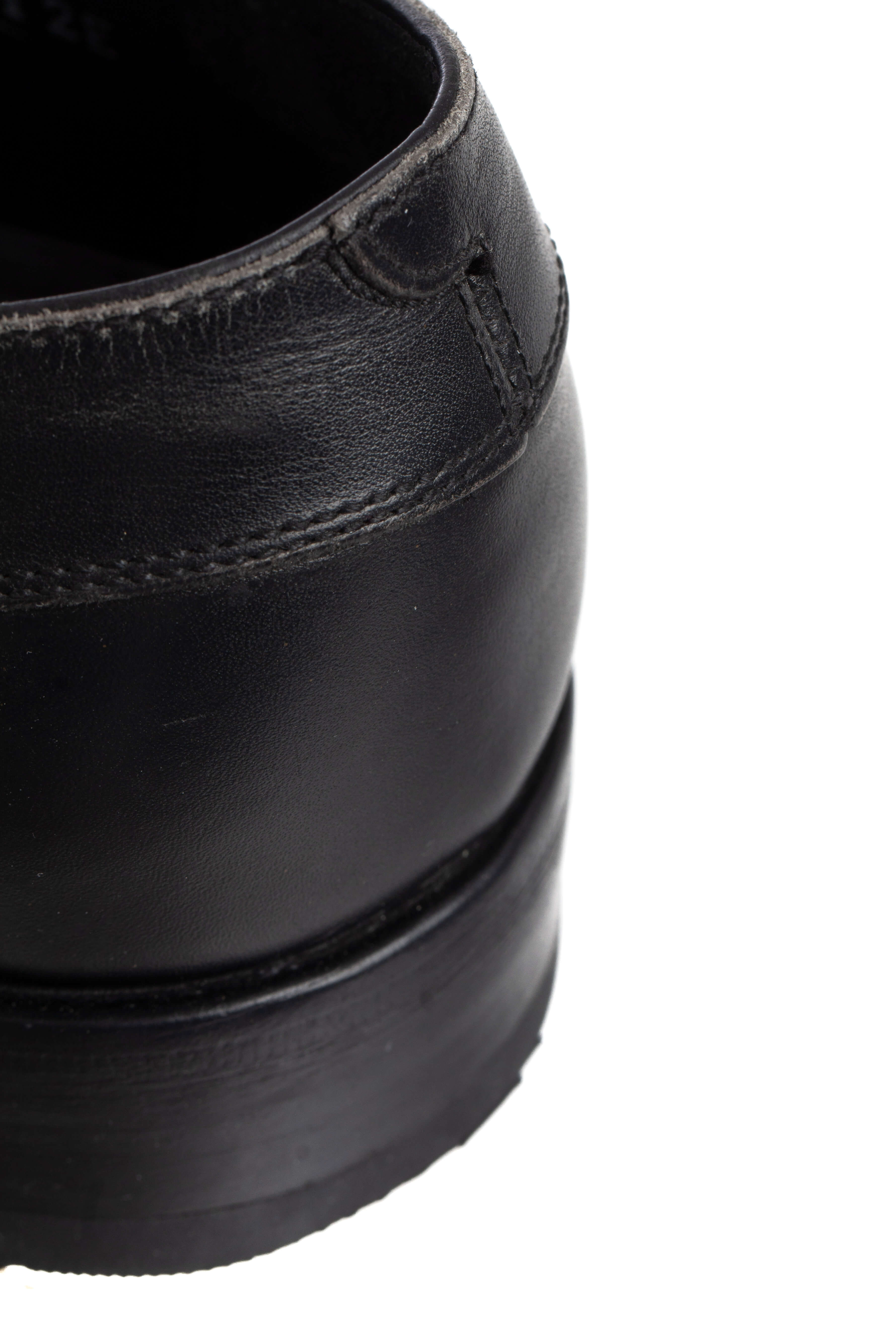 Salvatore Ferragamo, Talla 8.5