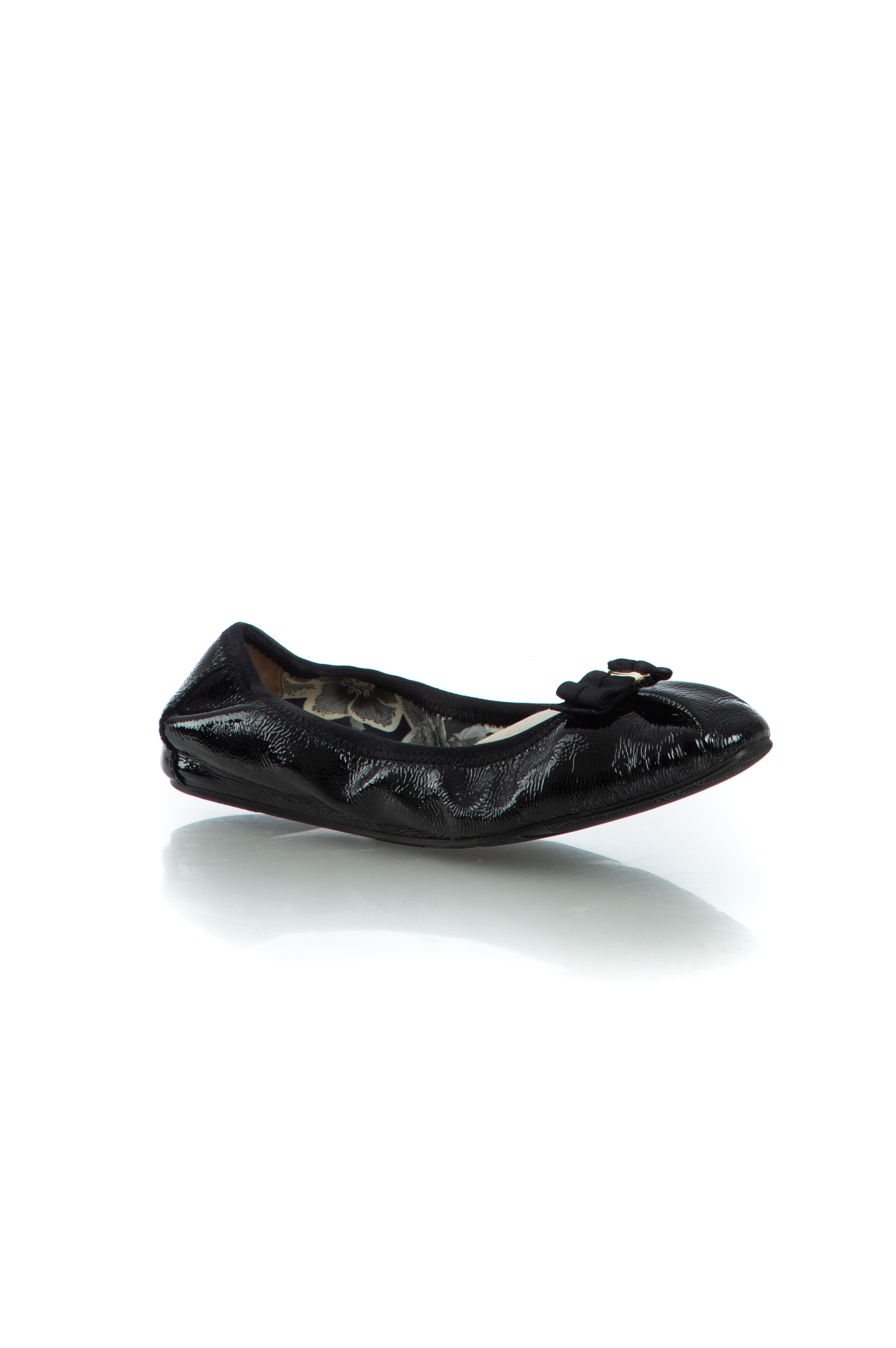 Stuart Weitzman, 8 USA