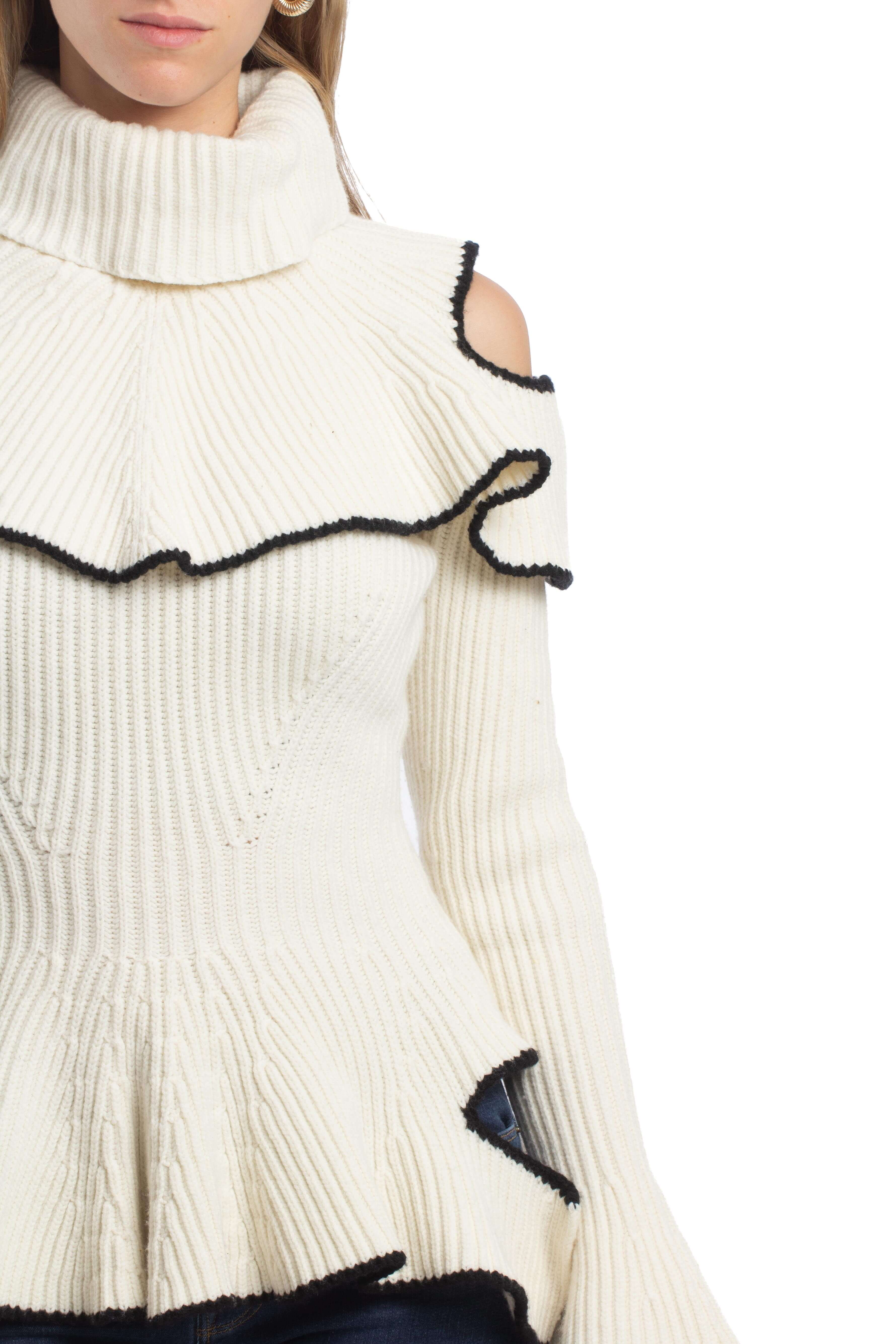 Alexander McQueen, Talla S