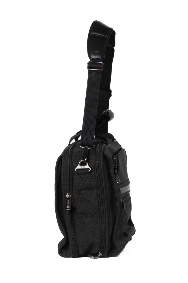Bolsa Tumi, vista lateral – ClosetRehab