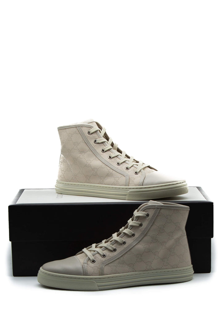 Tenis Gucci beige talla 9 USA, detalle de desgaste preloved | ClosetRehab