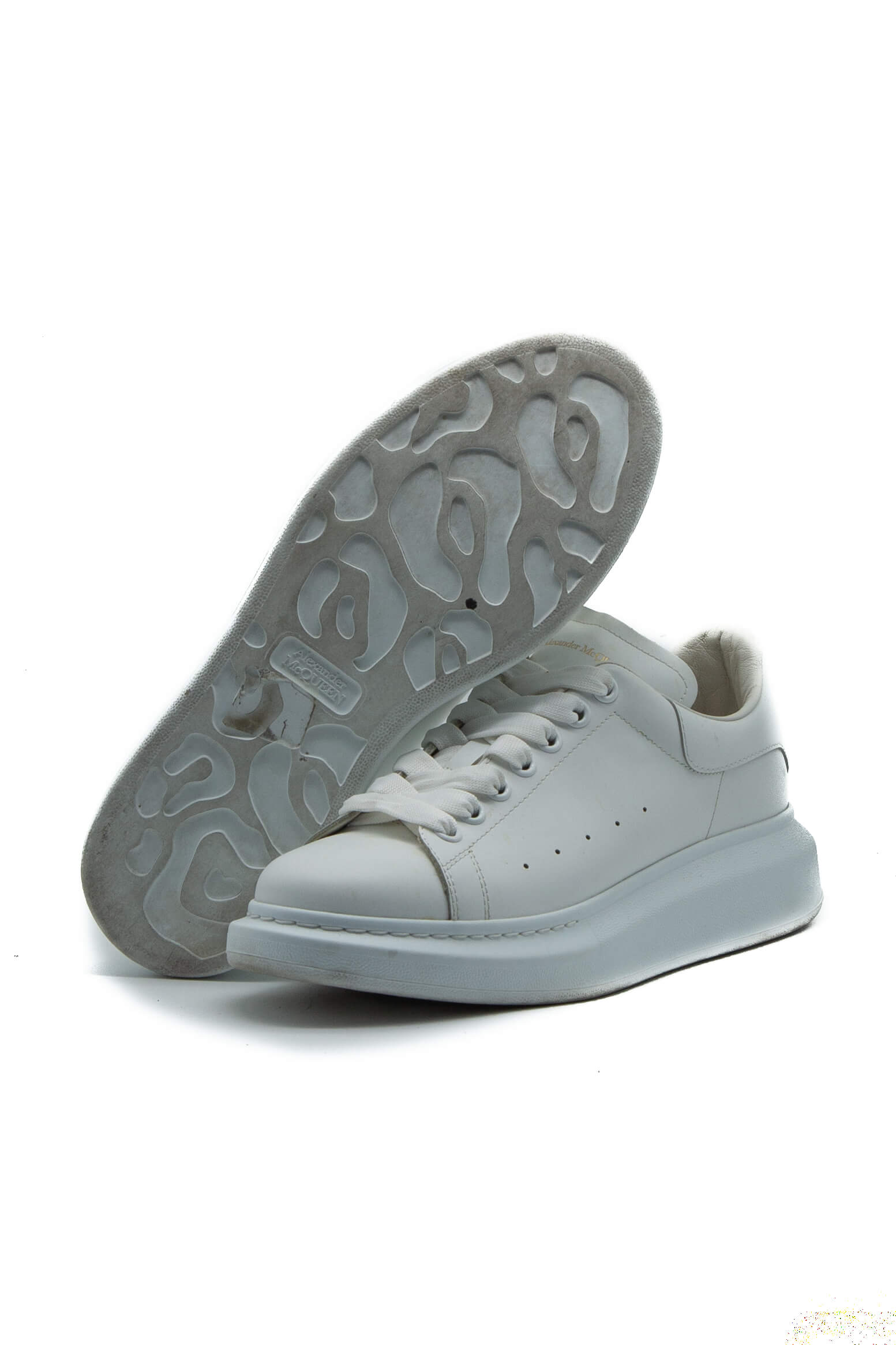 Alexander McQueen, talla 10 USA.