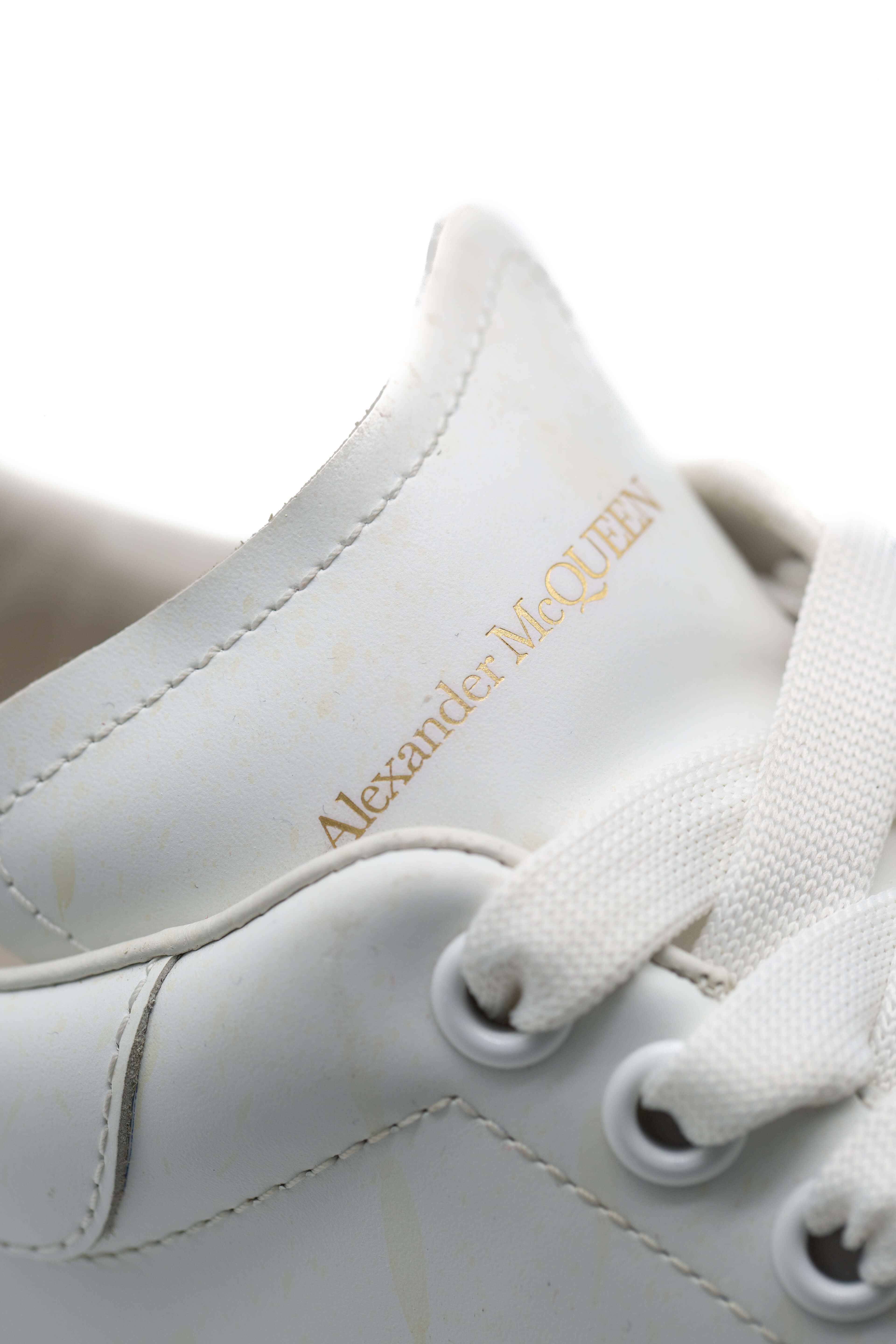 Alexander McQueen, talla 10 USA.