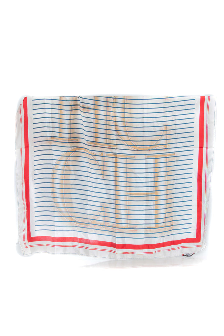 Accesorio Carolina Herrera, vista frontal – ClosetRehab