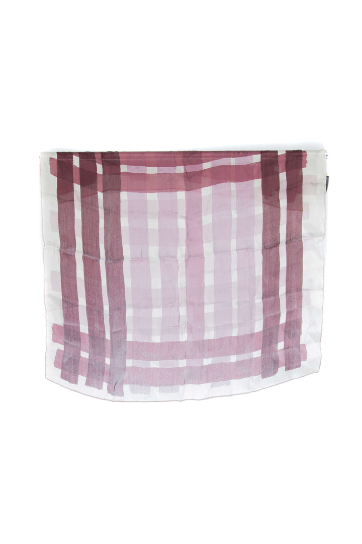 Bufanda Burberry, vista frontal – ClosetRehab