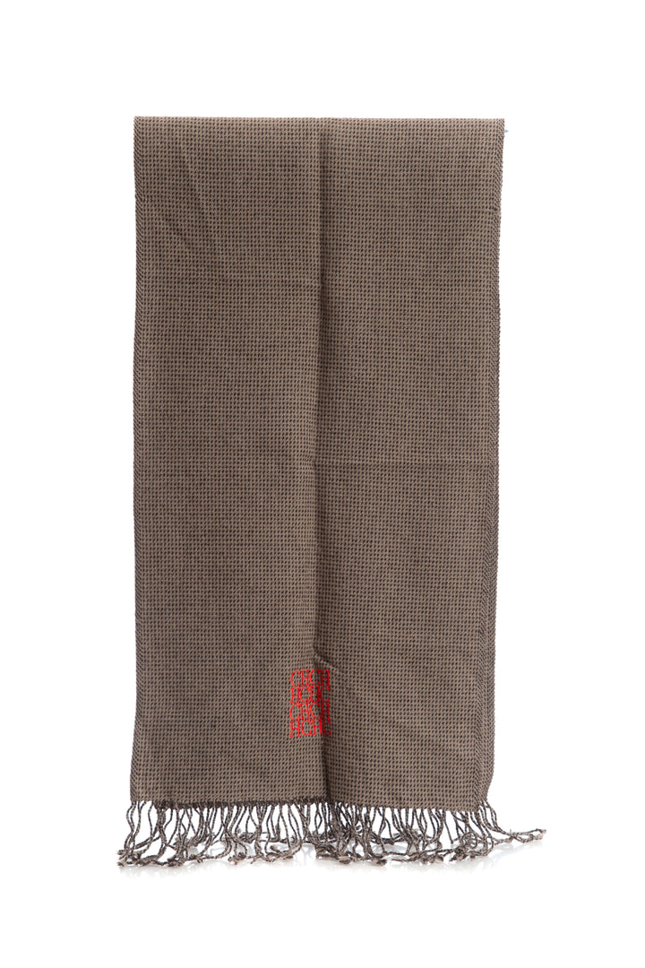 Bufanda Carolina Herrera, vista frontal – ClosetRehab