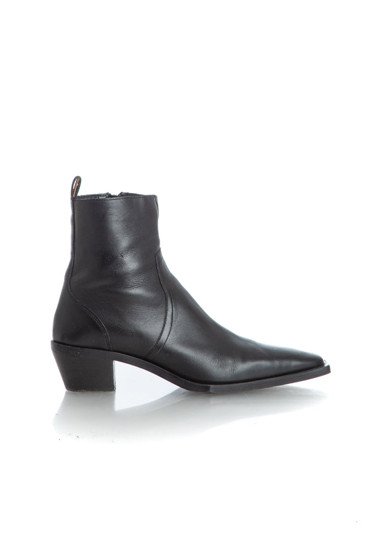 Bota Mango negro, vista frontal – ClosetRehab