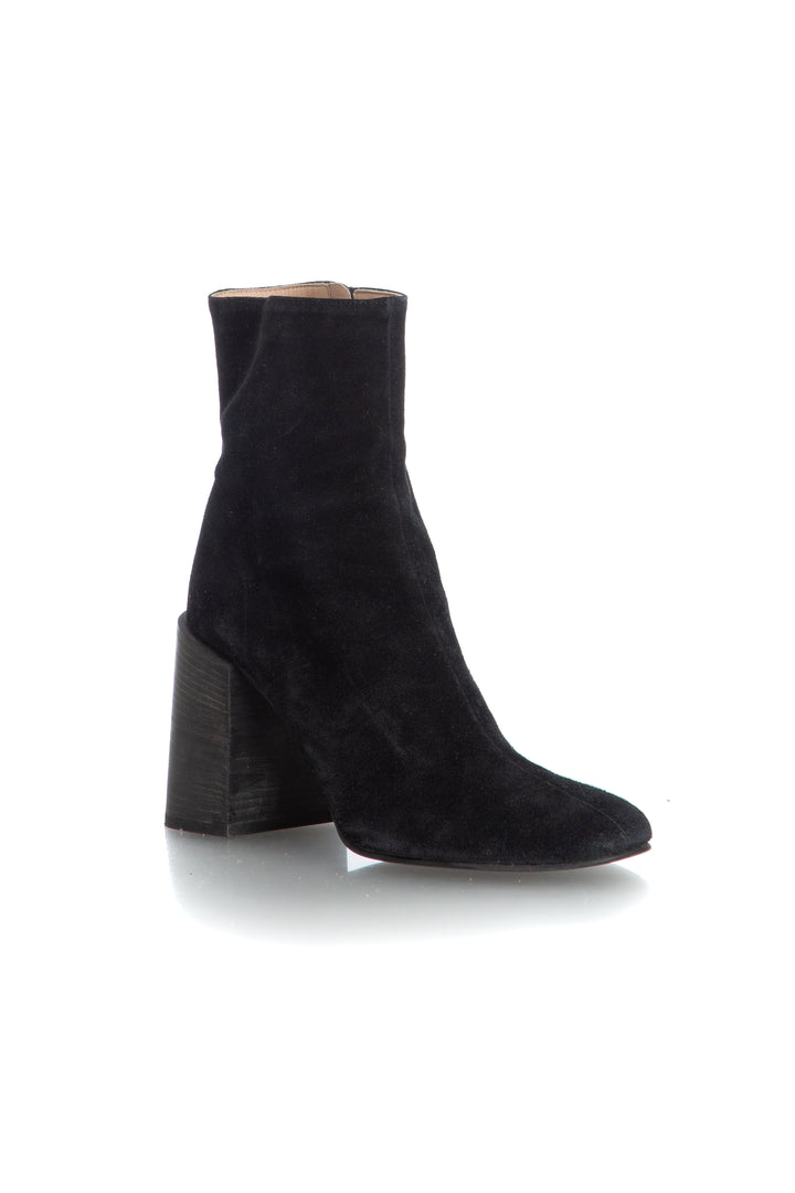 Bota acne studios negro, vista lateral – ClosetRehab