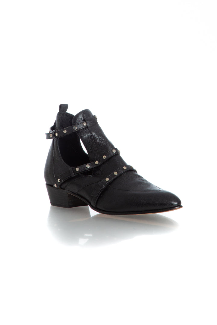 Zapato Jimmy Choo negro, vista lateral – ClosetRehab