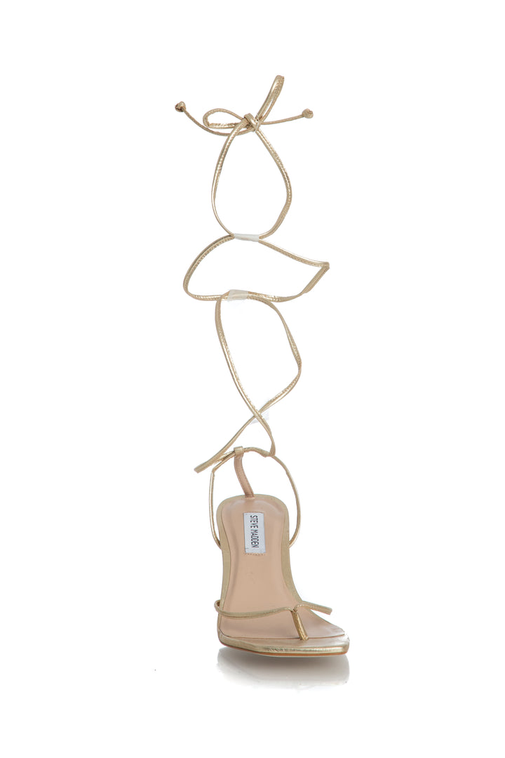 Zapato Steve Madden dorado, vista posterior – ClosetRehab