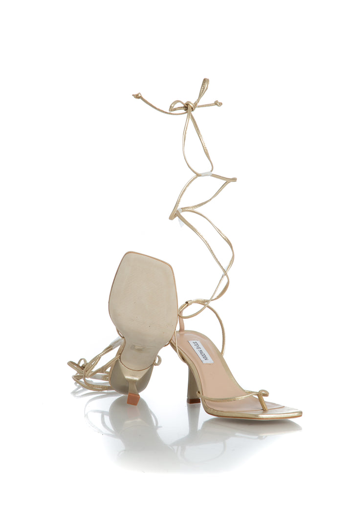 Zapato Steve Madden dorado, detalle 7 – ClosetRehab