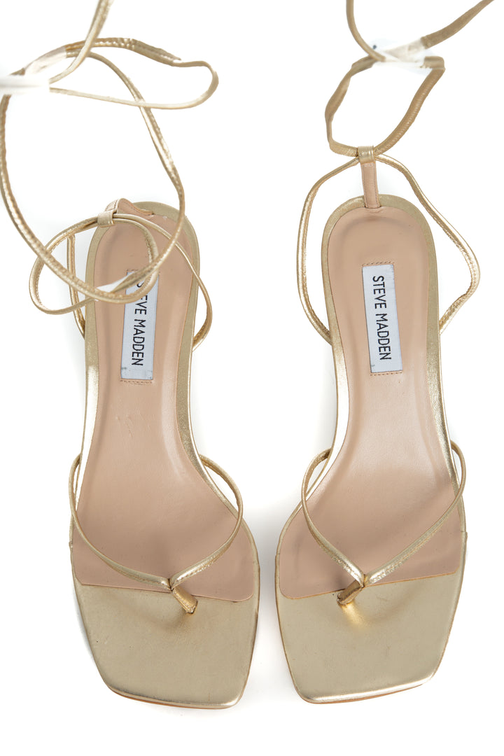 Zapato Steve Madden dorado, detalle 8 – ClosetRehab
