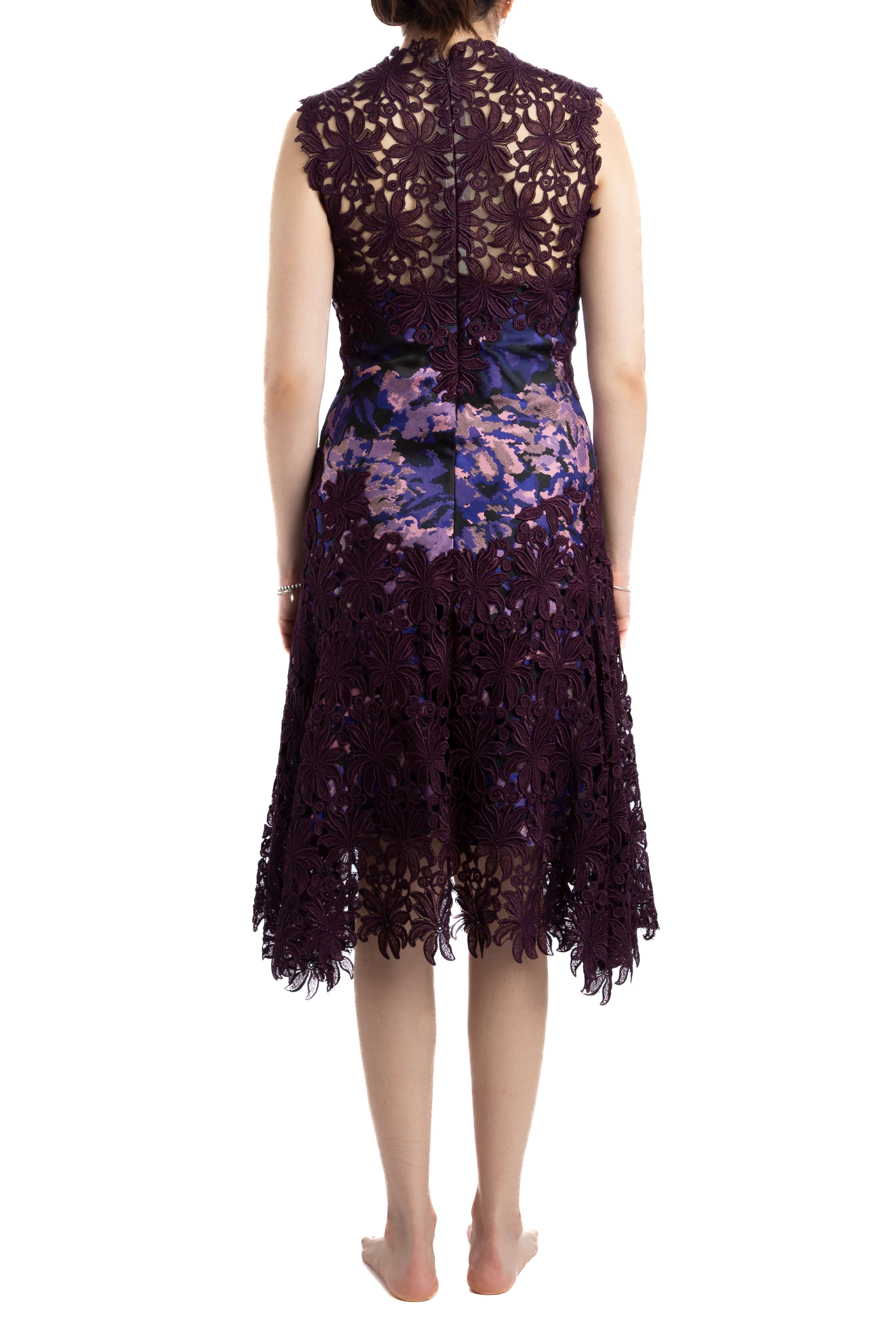 Monique Lhuillier, Talla 8