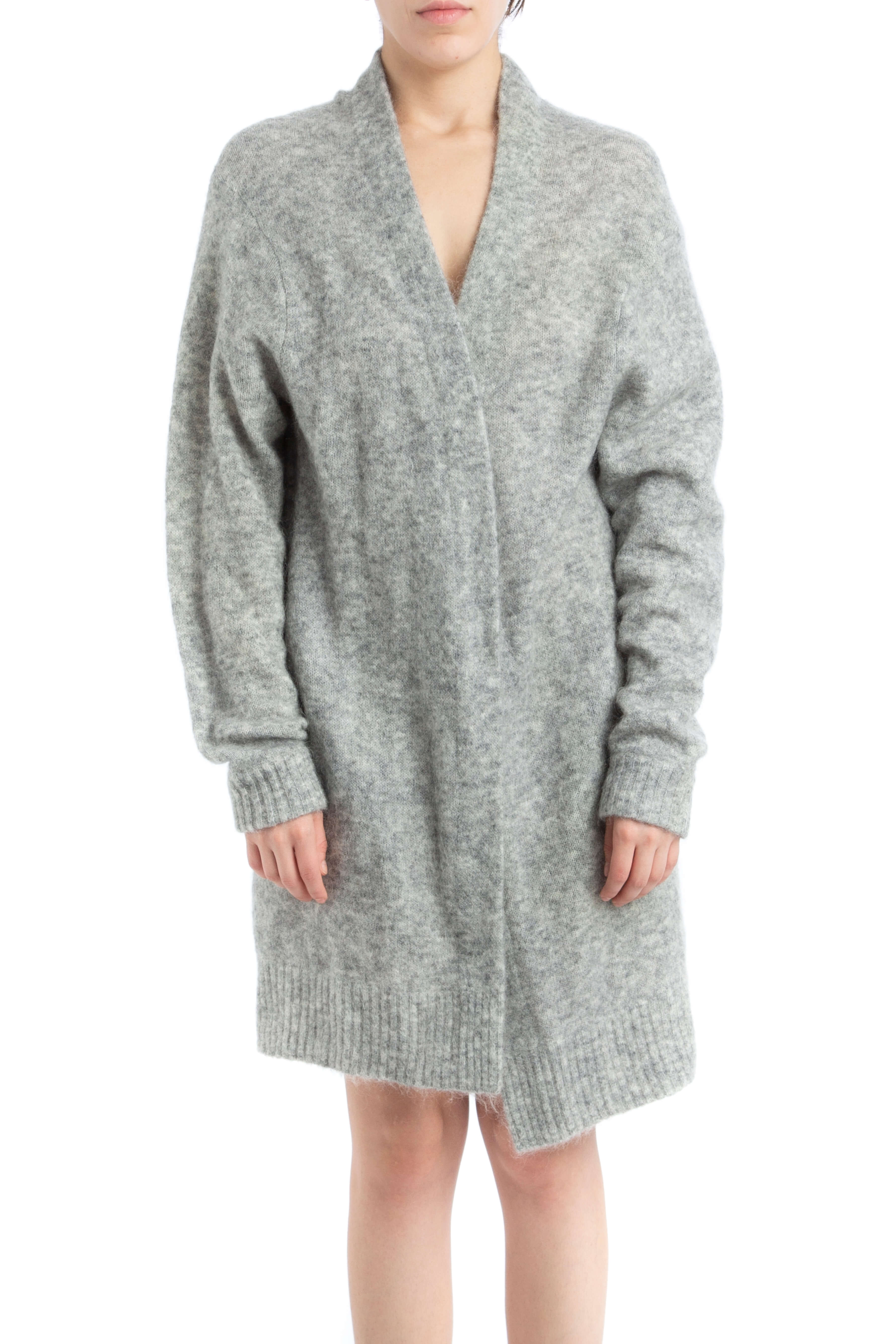 Acne Studios, Talla M