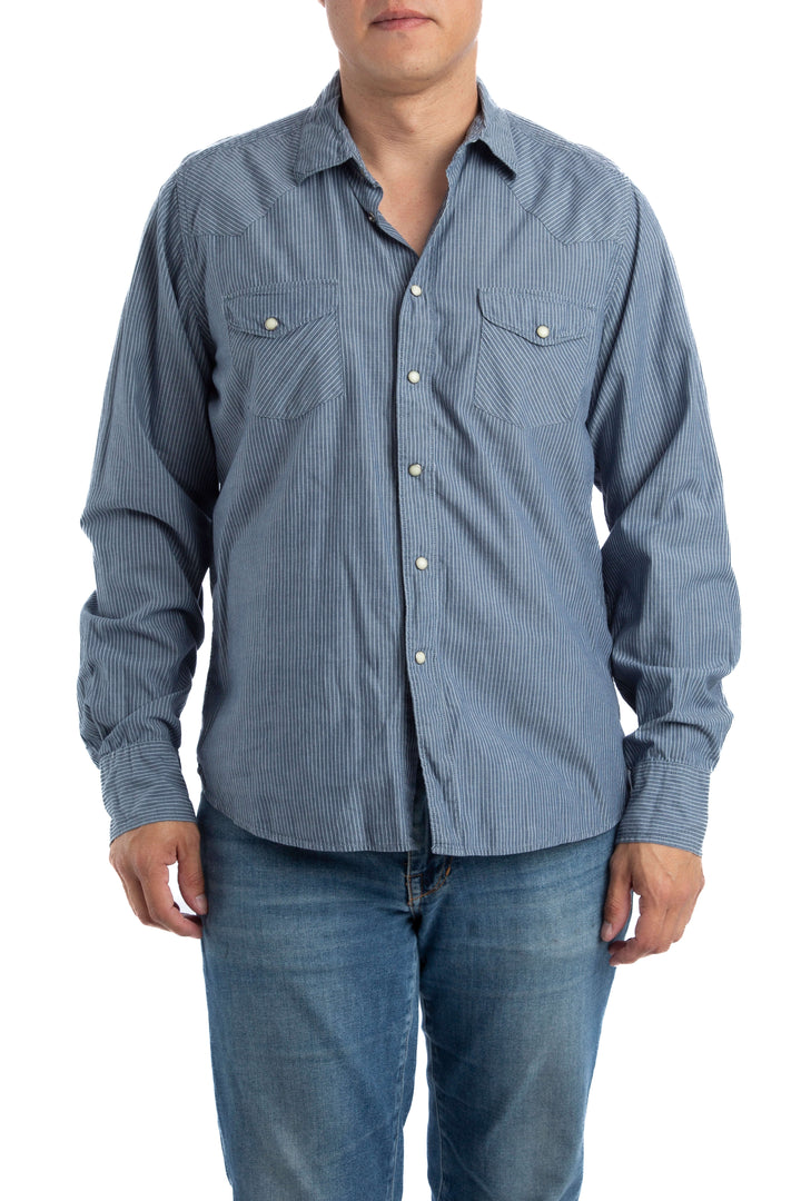 Camisa Gap, vista frontal – ClosetRehab