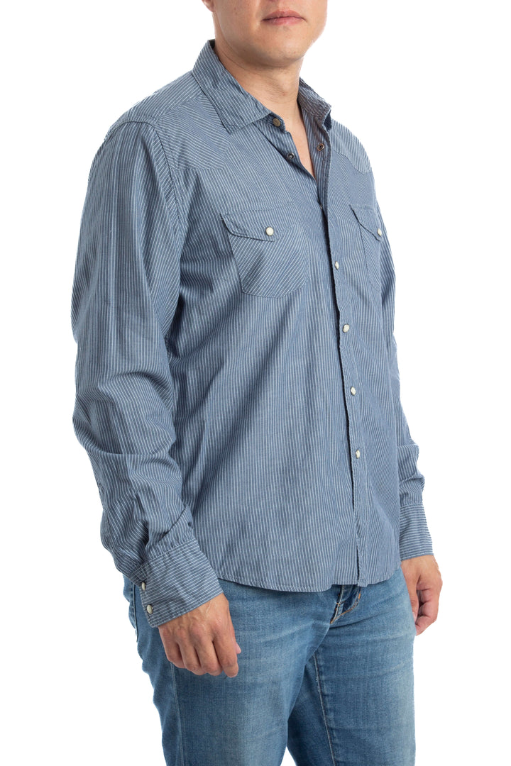 Camisa Gap, vista posterior – ClosetRehab