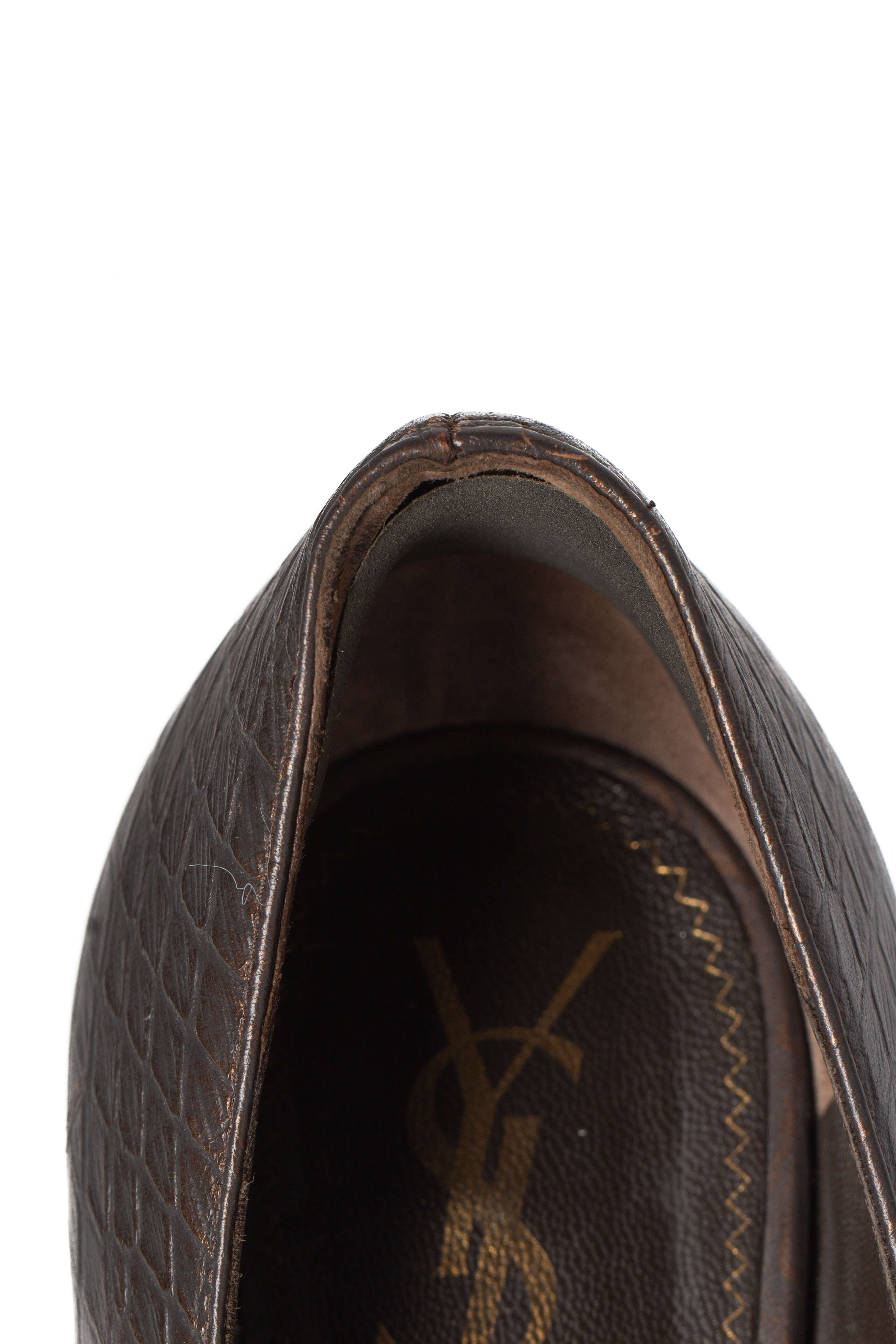 Yves Saint Laurent, talla 38